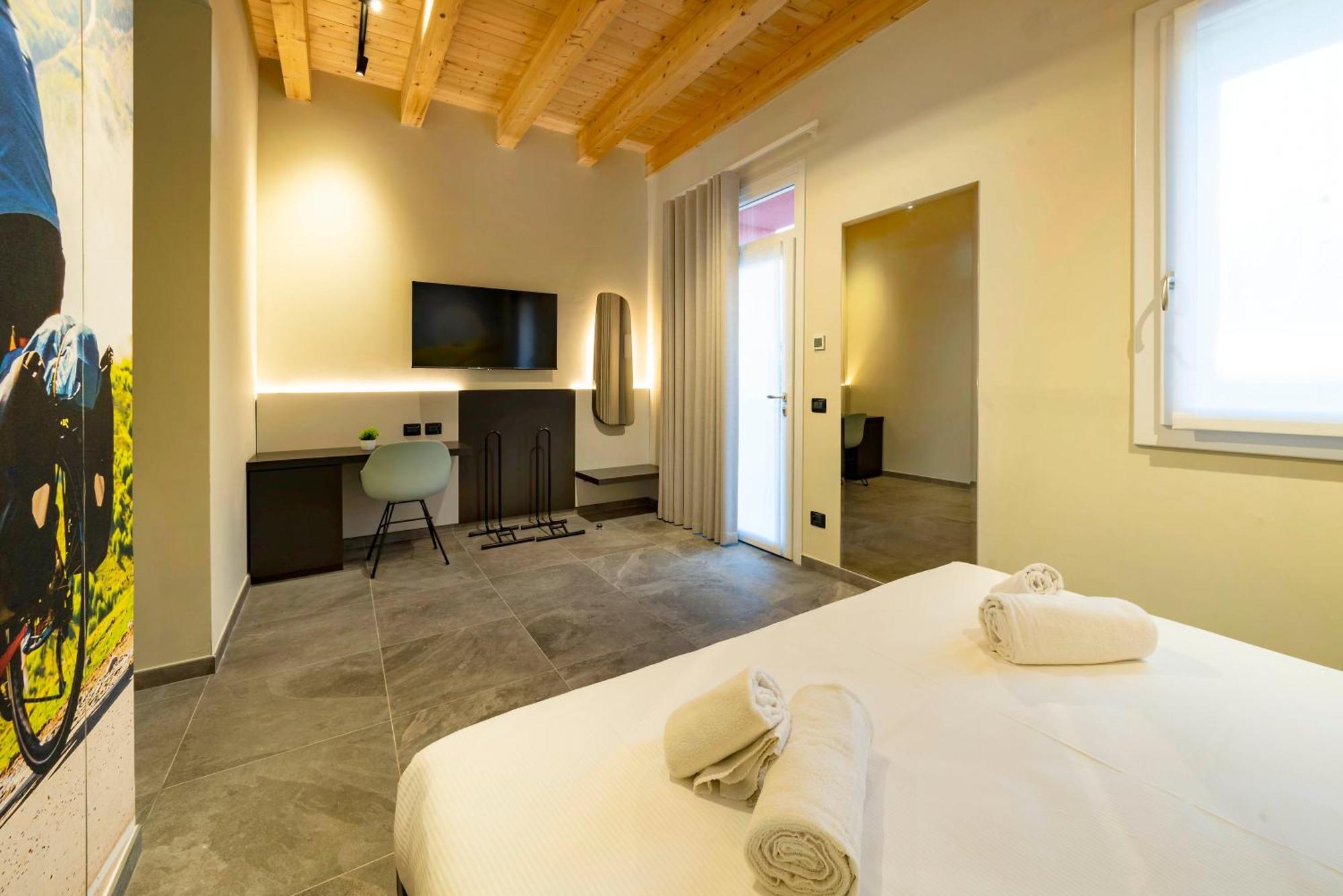 Italianflat - Verona'S River, Free Parking For Car & Bike, Nature, Relax 외부 사진